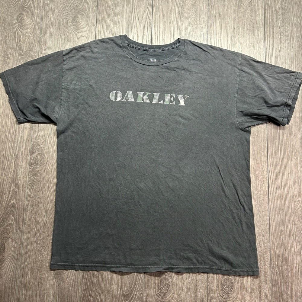 Oakley Y2K Faded Black Graphic T-Shirt Mens XL Regular Fit Distressed Camo Logo